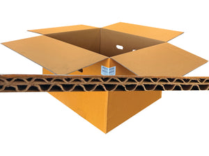 A large, orange coloured box measuring 710mm x 610mm x 400mm, with a view of the board grade flute.