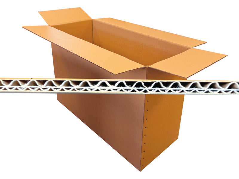 Large corrugated cardboard box with a white background and an image of the strong double wall board
