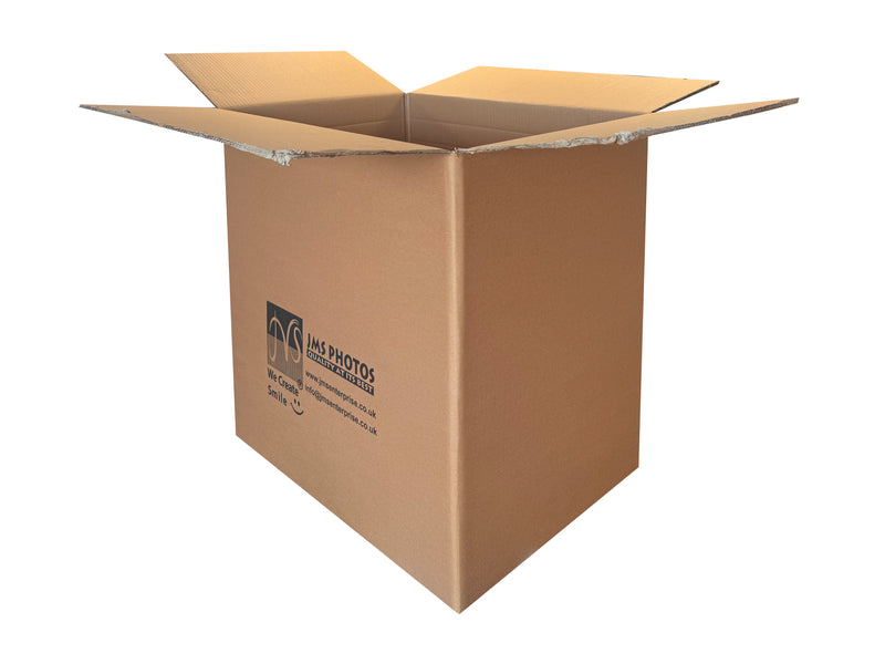 Heavy duty box measuring 600mm x 450mm x 610mm