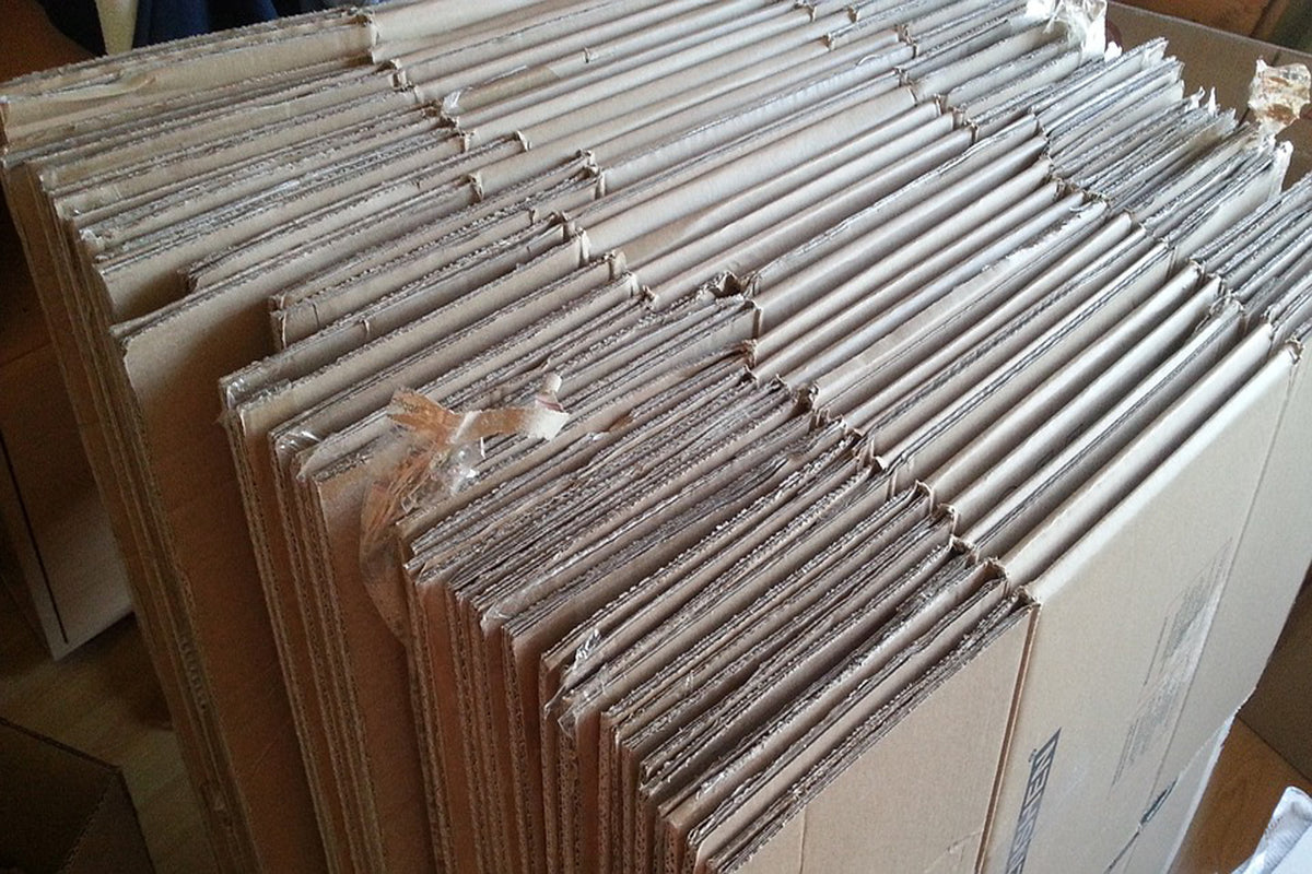We Buy Cardboard Boxes | Sell Used Boxes to Sadlers for Reuse